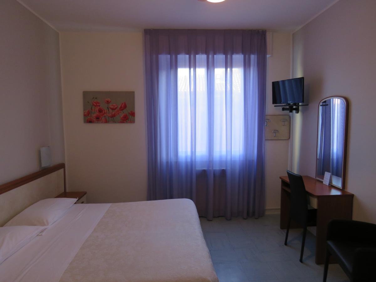 Marta Hotel 2*
